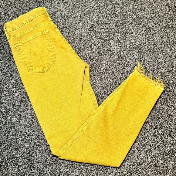 EUC MOTHER Mineral Yellow Wash Denim The Looker Ankle Snippet Jeans - Picture 8 of 17